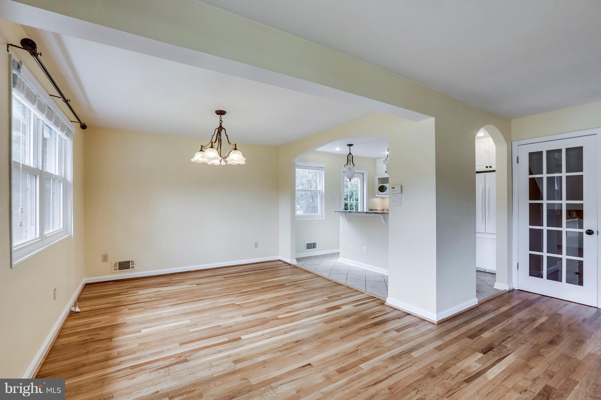 5200 Richenbacher Avenue Alexandria, VA 22304 - Photo 5 of 30 Dining Room