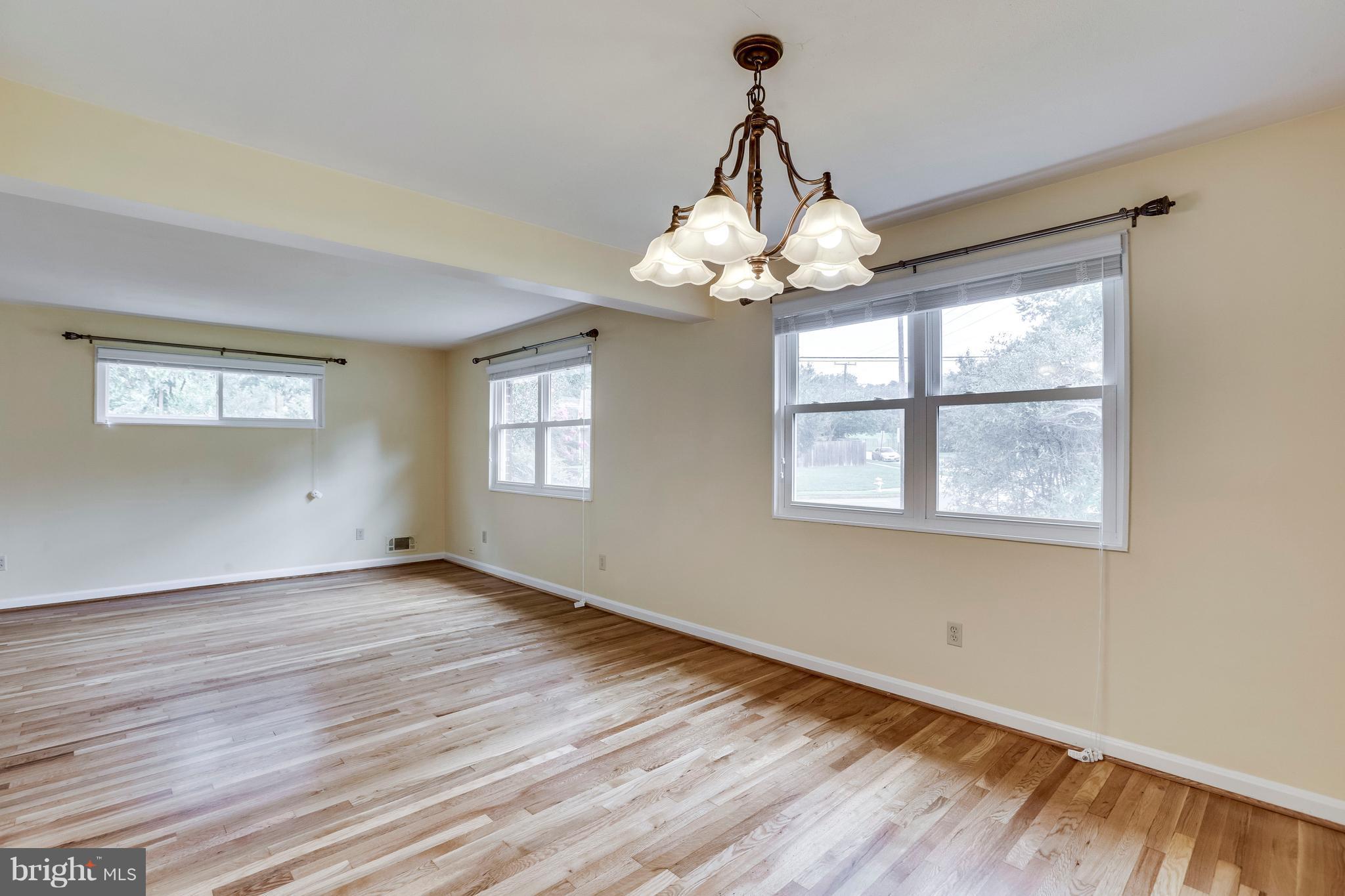 5200 Richenbacher Avenue Alexandria, VA 22304 - Photo 6 of 30 Dining Room