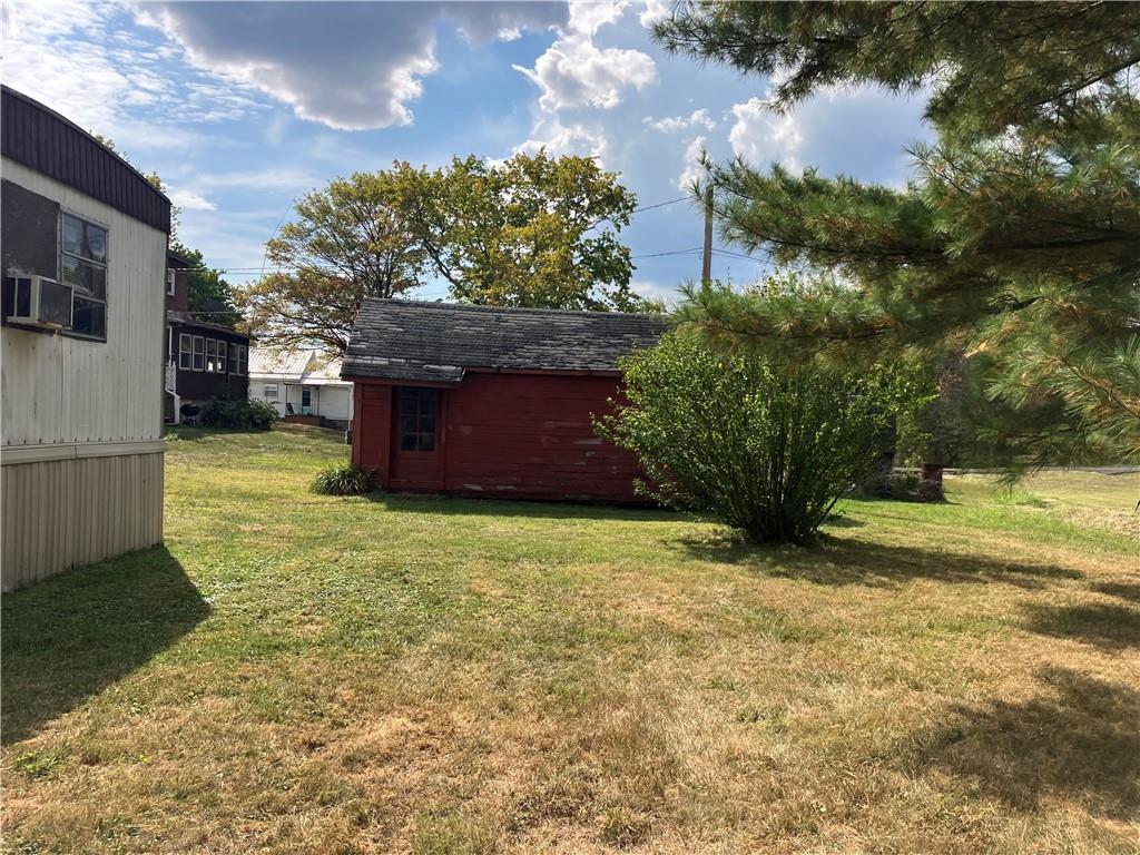 185 Hopwood Coolspring Road Hopwood, PA 15445 - Photo 5 of 13 Gallery Image 5