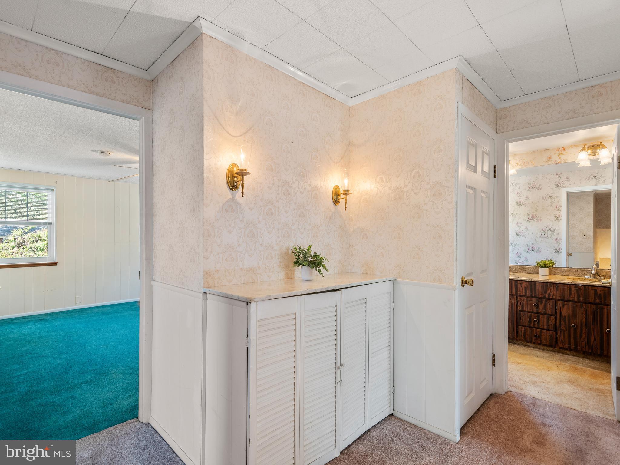 9818 Woodfern Road Philadelphia, PA 19115 - Photo 19 of 37 Gallery Image 19