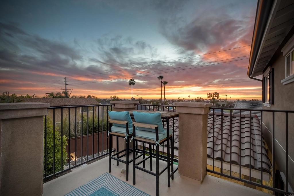 917 Santo Way Cardiff-by-the-Sea, CA 92007 - Photo 16 of 43 a view of a balcony with furniture
