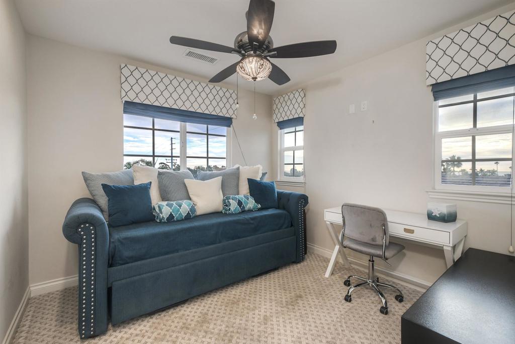 917 Santo Way Cardiff-by-the-Sea, CA 92007 - Photo 23 of 43 a living room with furniture