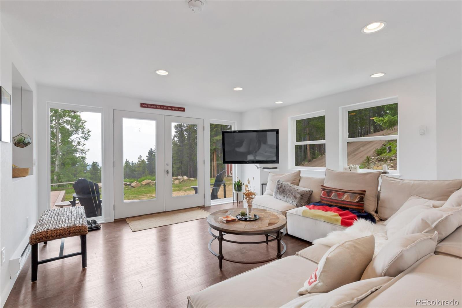 509 Paiute Road Evergreen, CO 80439 - Photo 3 of 47