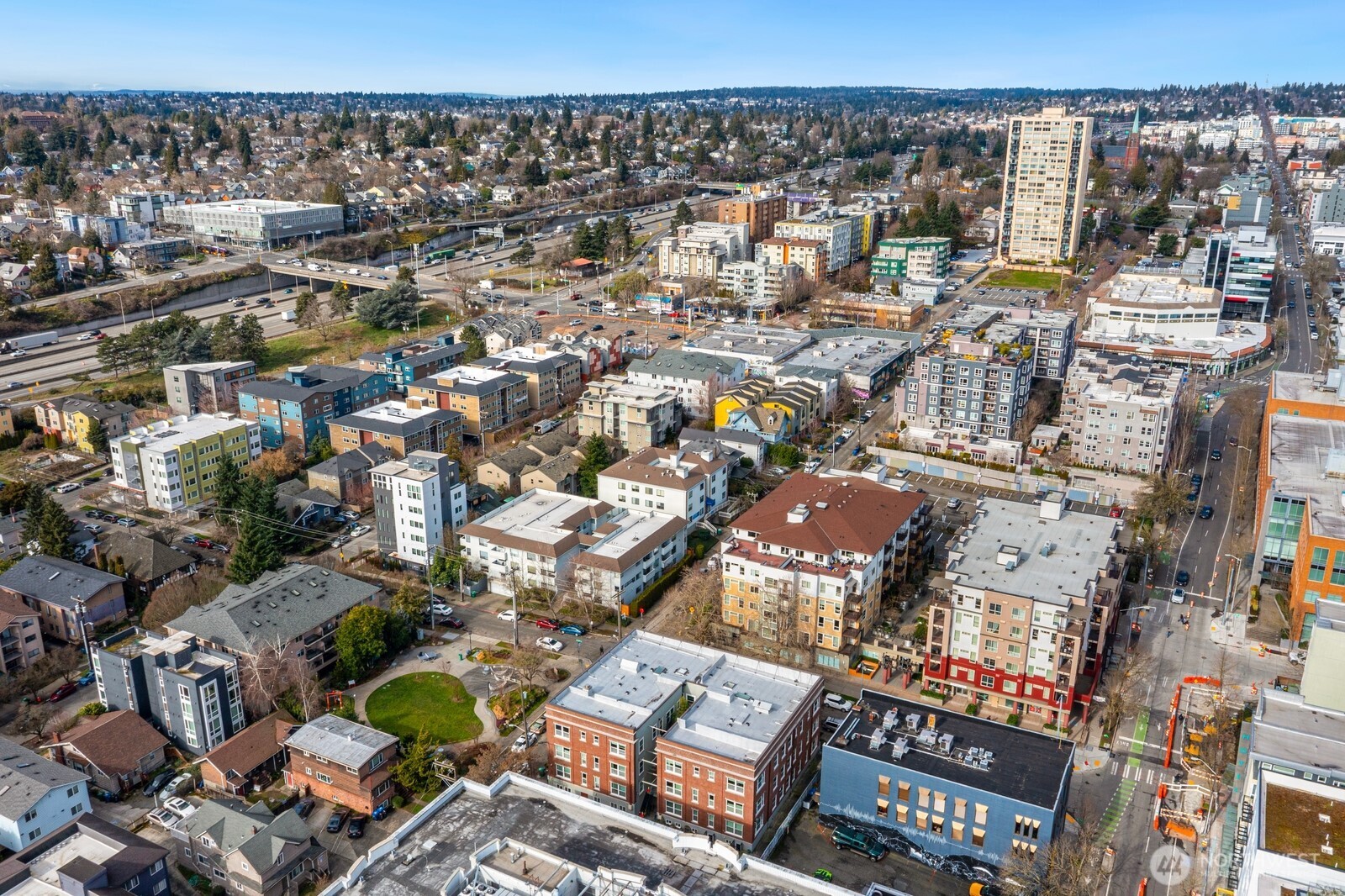 901 Northeast 43rd Street, Unit 306 Seattle, WA 98105 - Photo 22 of 23 an aerial view of multiple house