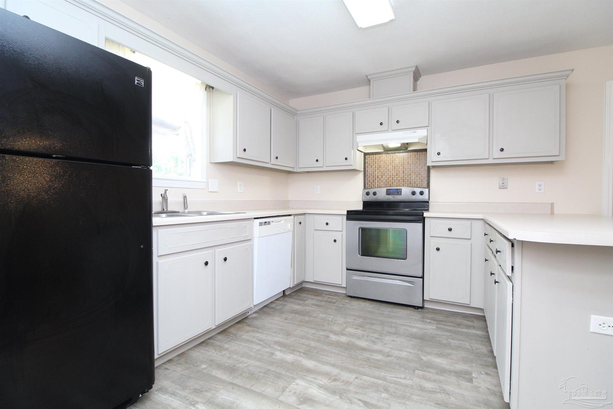 5540 Kingery Road Milton, FL 32583 - Photo 6 of 22