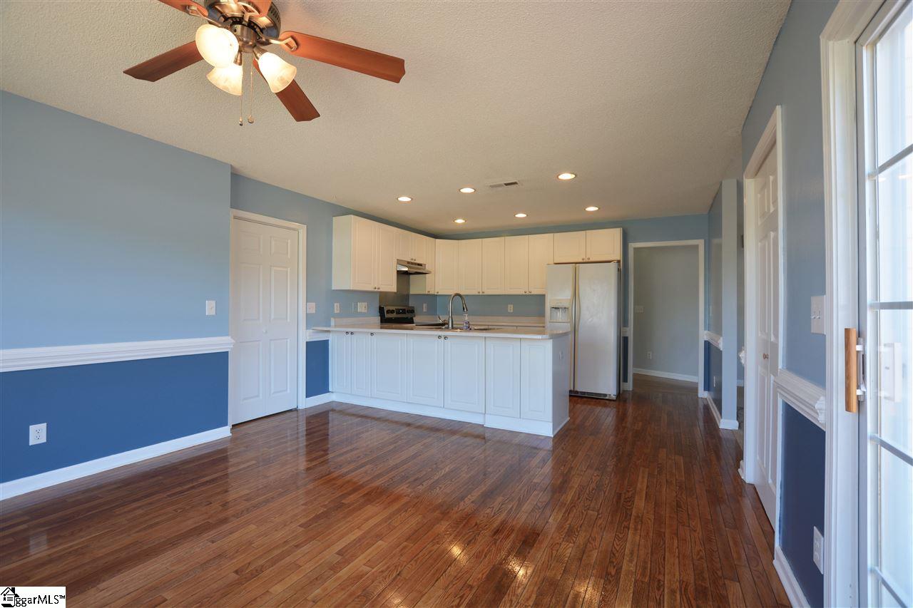 31 Red Quail Lane Greer, SC 29651 - Photo 11 of 32 Gallery Image 11