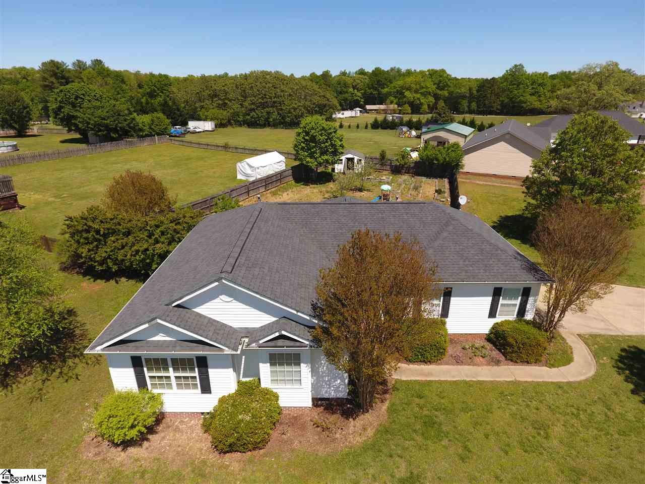 31 Red Quail Lane Greer, SC 29651 - Photo 4 of 32 Gallery Image 4