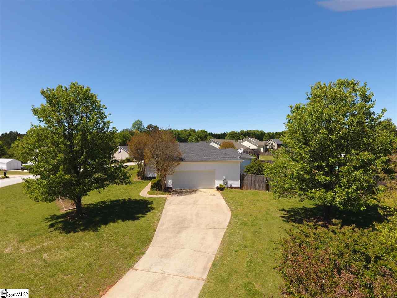 31 Red Quail Lane Greer, SC 29651 - Photo 5 of 32 Gallery Image 5