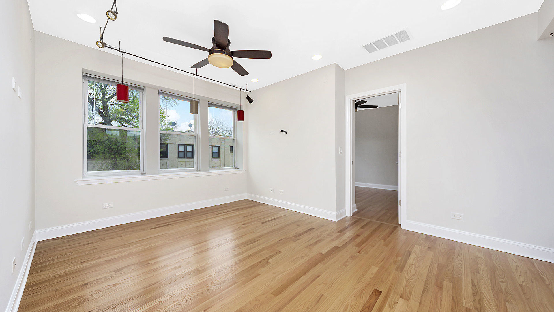 3350 West Grace Street, Unit 3 Chicago, IL 60618 - Photo 6 of 17