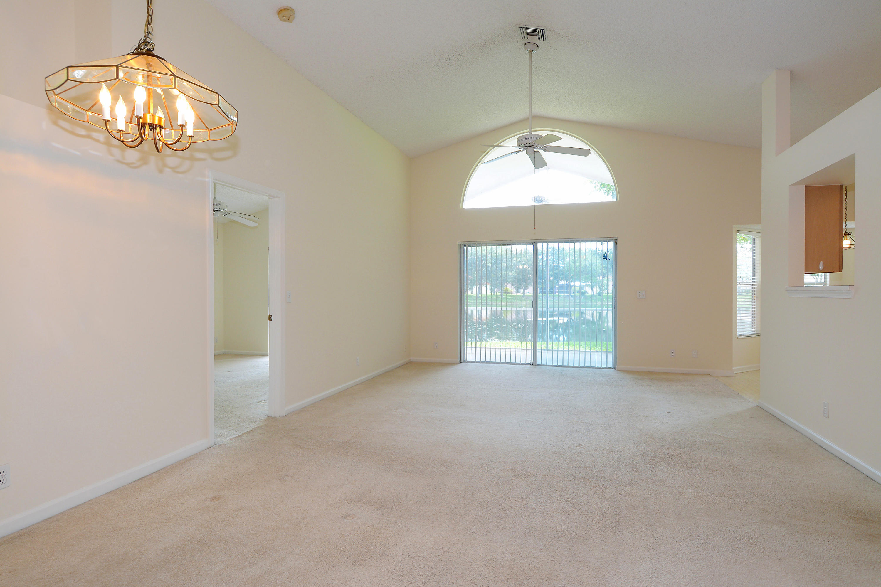 433 Trotters Lane Greenacres, FL 33413 - Photo 6 of 20 Living/Dining