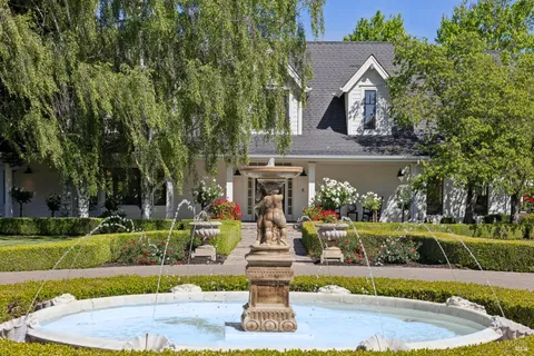 $6,200,000 | 19696 7th Street East, Sonoma, CA 95476