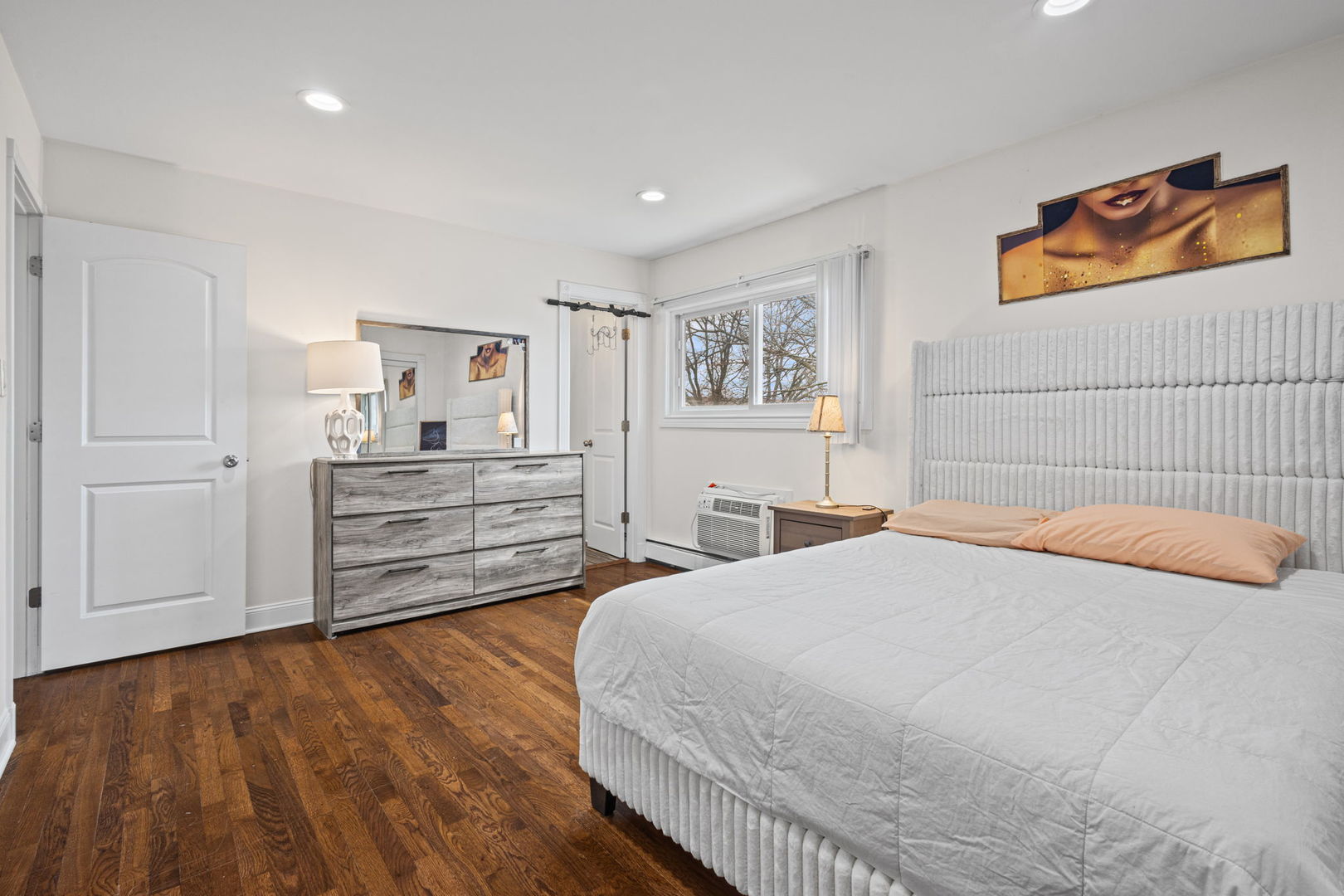 9460 Dee Road, Unit 2H Des Plaines, IL 60016 - Photo 14 of 22