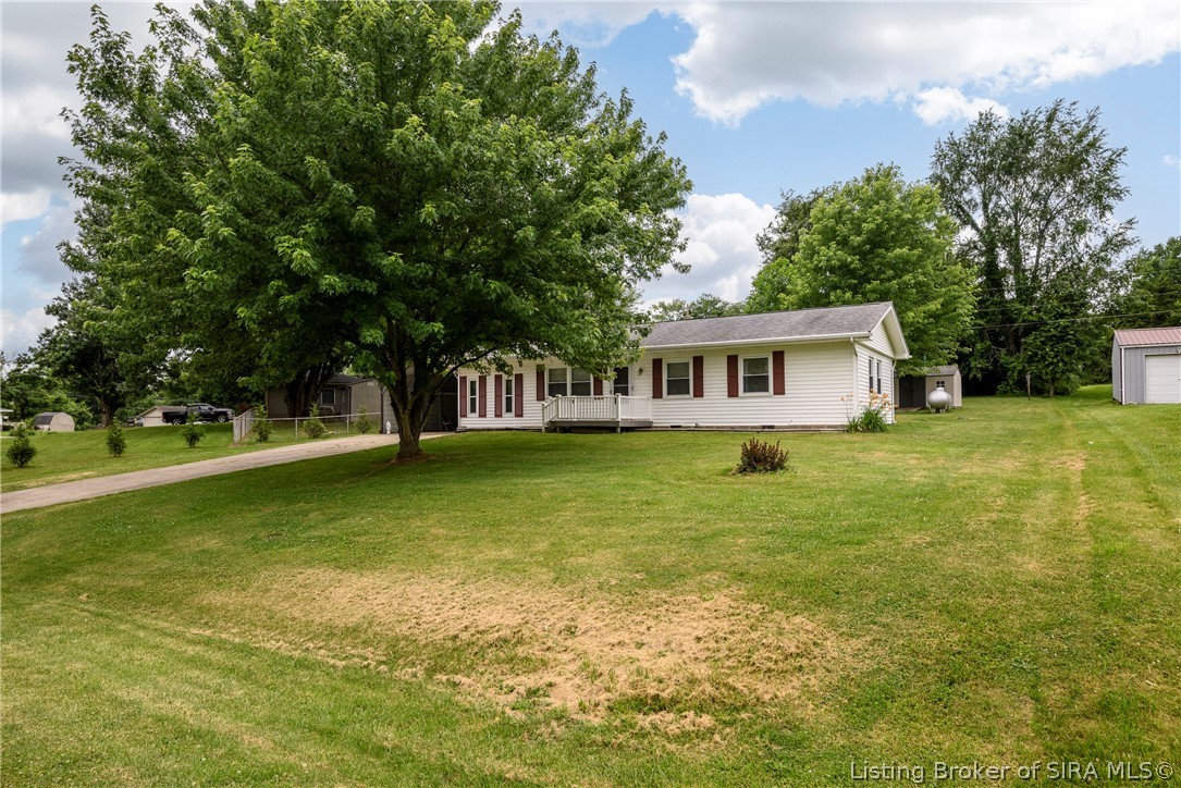 7120 Peach Tree Lane Georgetown, IN 47122 - Photo 3 of 33