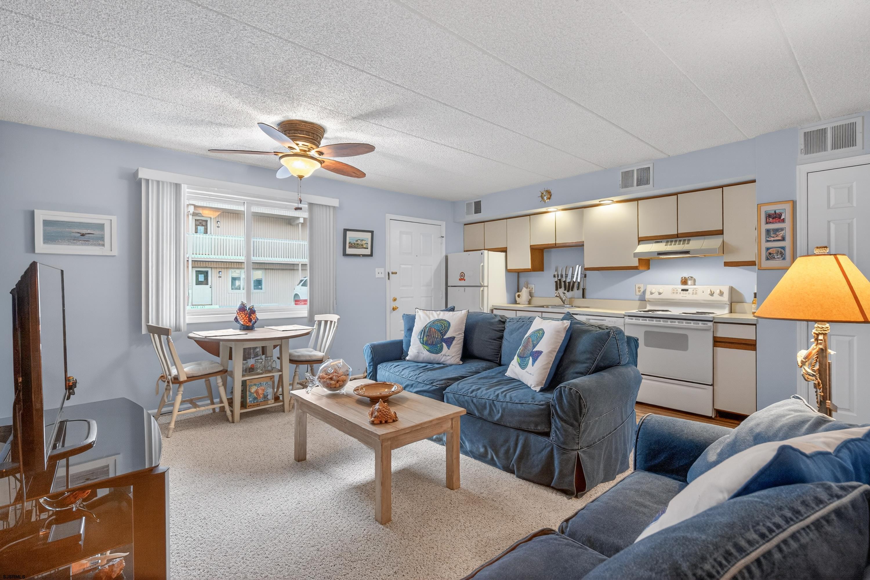 323 44th Street South, Unit 2 Brigantine, NJ 08203 - Photo 4 of 30