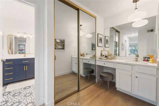 $699,000 | 5440 Lindley Avenue, Unit 201, Encino, CA 91316