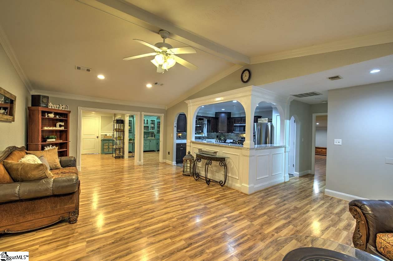 220 Piedmont Golf Course Road Piedmont, SC 29673 - Photo 4 of 36 Gallery Image 4