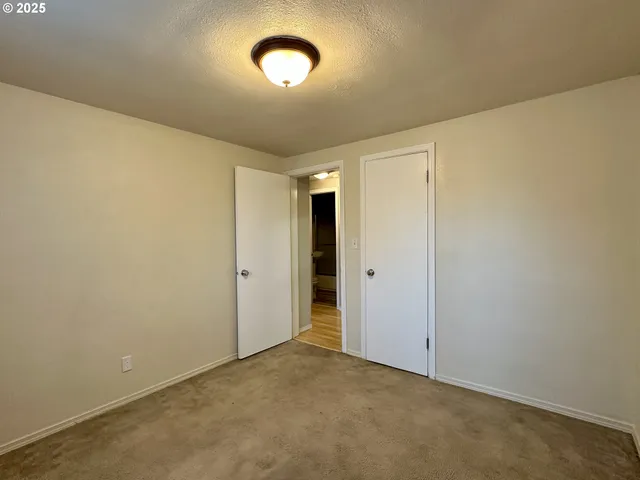 $270,000 | 9511 Northeast Gertz Circle, Portland, OR 97211