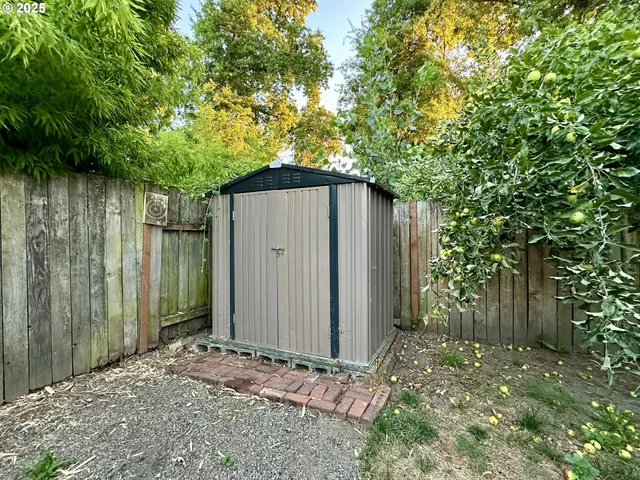 $270,000 | 9511 Northeast Gertz Circle, Portland, OR 97211