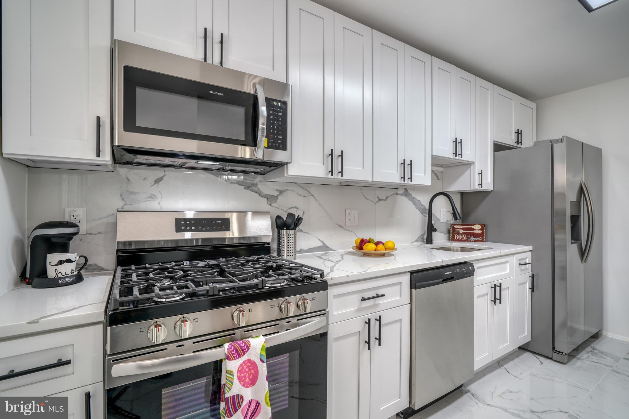 5217 Hillwell Road Baltimore, MD 21229 - Photo 13 of 43 Gallery Image 13
