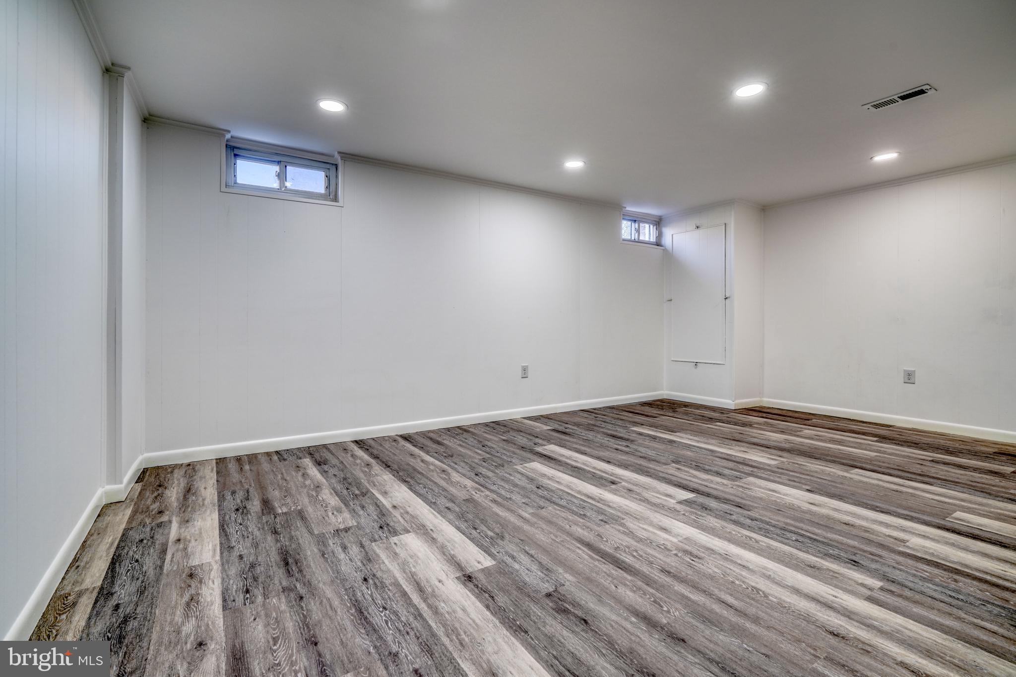 5217 Hillwell Road Baltimore, MD 21229 - Photo 33 of 43 Gallery Image 33
