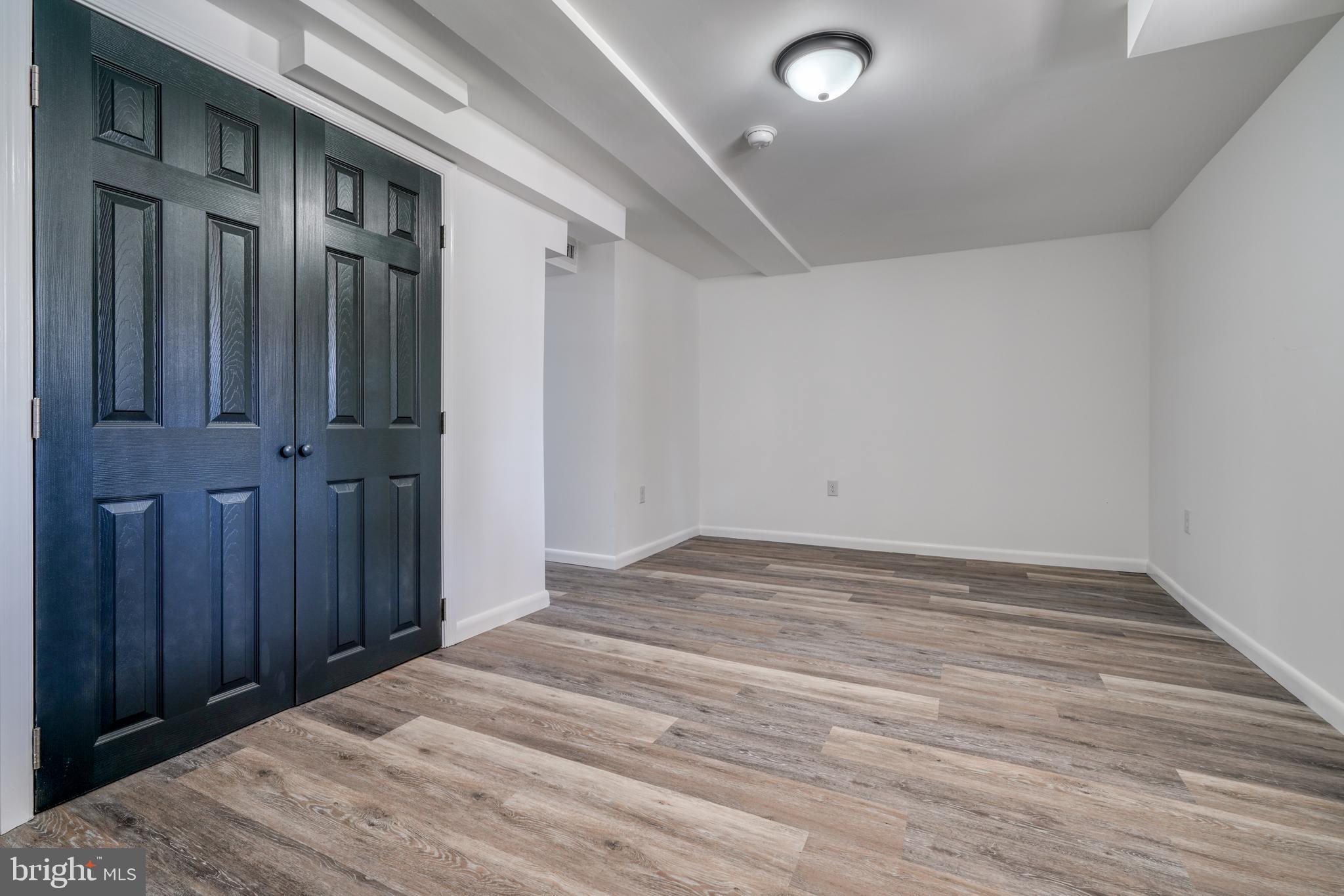 5217 Hillwell Road Baltimore, MD 21229 - Photo 41 of 43 Gallery Image 41