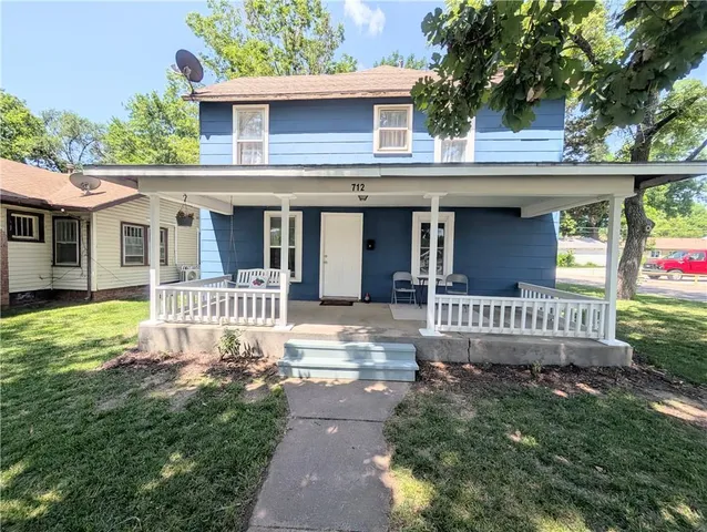 $119,000 | 712 North Jefferson Avenue, Iola, KS 66749