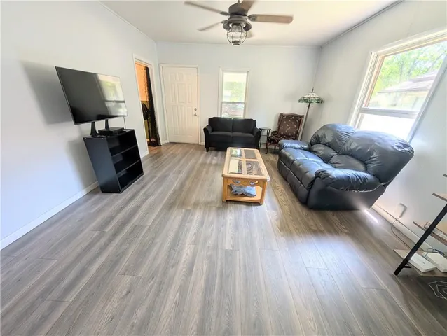 $119,000 | 712 North Jefferson Avenue, Iola, KS 66749