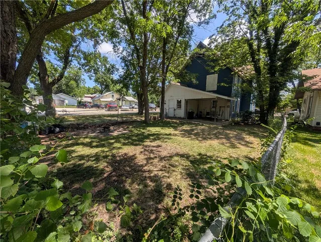 $119,000 | 712 North Jefferson Avenue, Iola, KS 66749