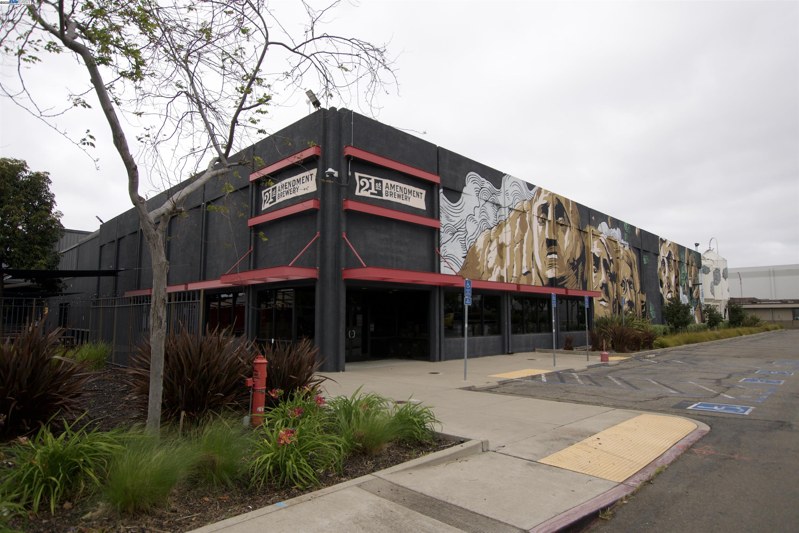 700 Fargo Avenue, Unit 2 San Leandro, CA 94579 - Photo 36 of 39 a view of a house with a yard