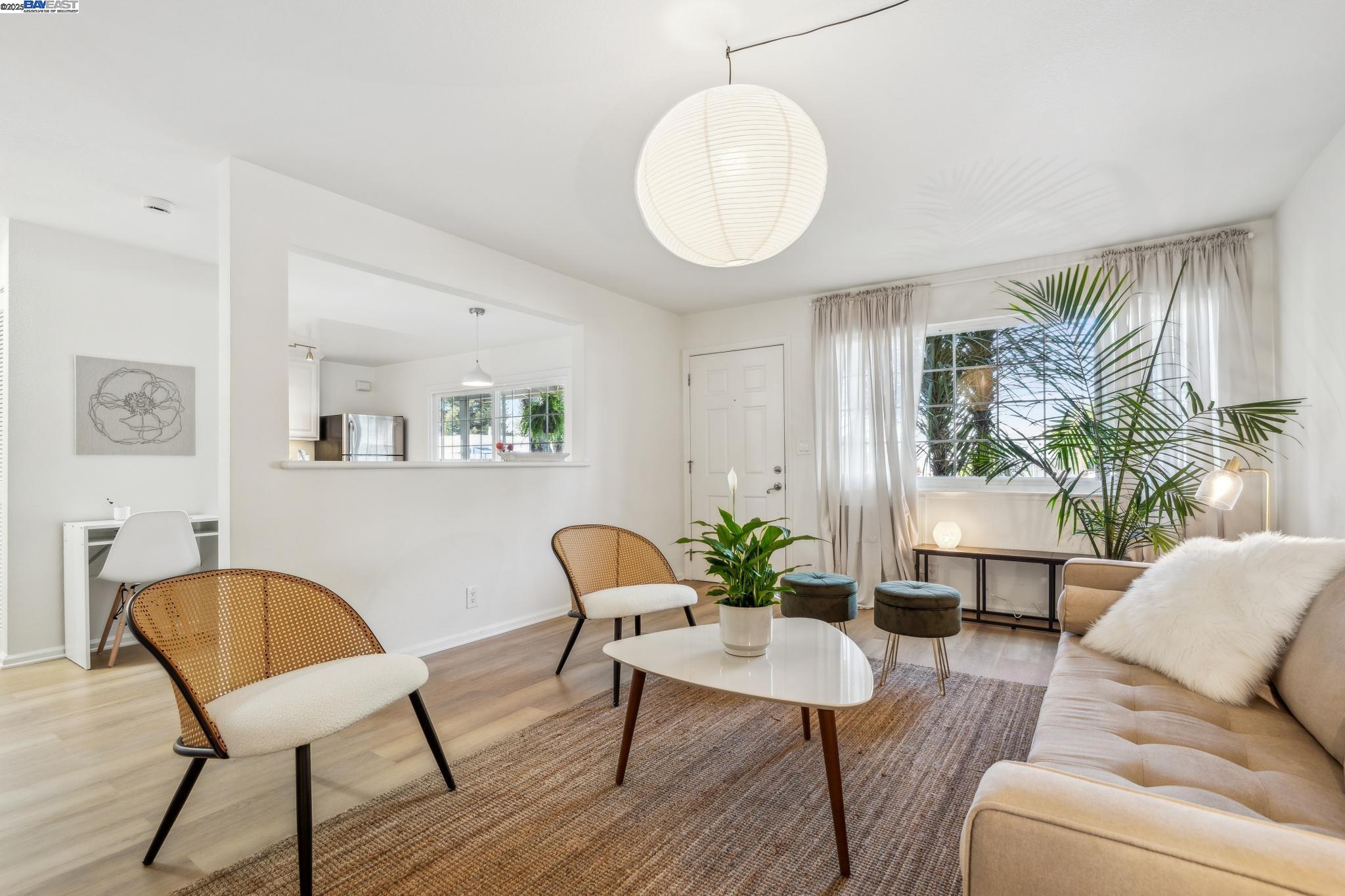 700 Fargo Avenue, Unit 2 San Leandro, CA 94579 - Photo 5 of 39 a living room with furniture