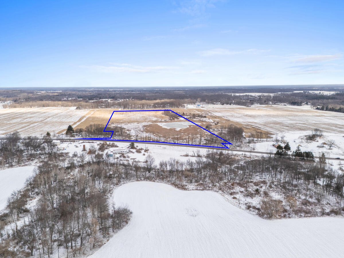9835 Belding Road Northeast Rockford, MI 49341 - Photo 2 of 12 9835-Belding_201