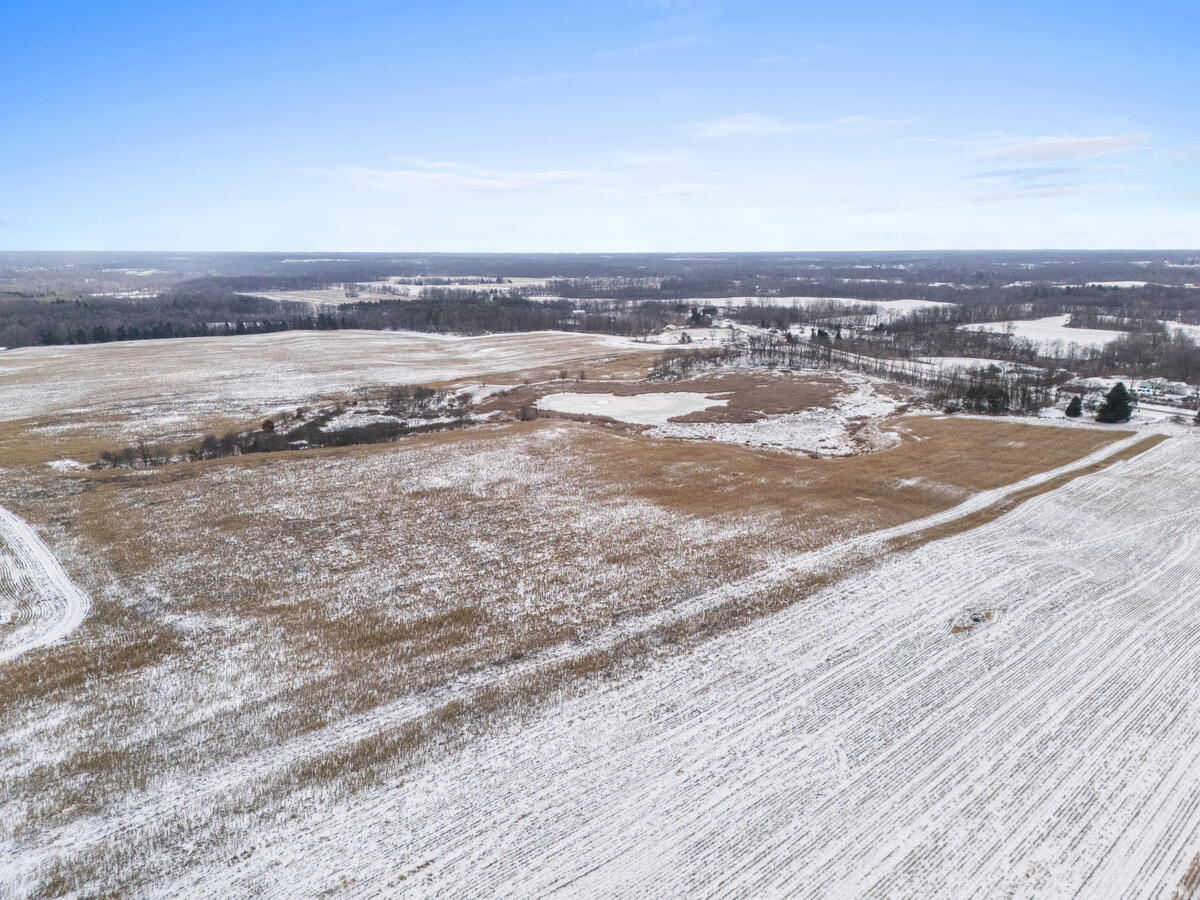 9835 Belding Road Northeast Rockford, MI 49341 - Photo 7 of 12 9835-Belding_204