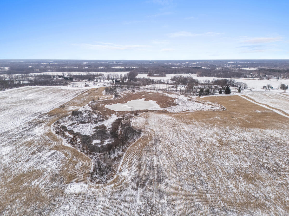 9835 Belding Road Northeast Rockford, MI 49341 - Photo 8 of 12 9835-Belding_205