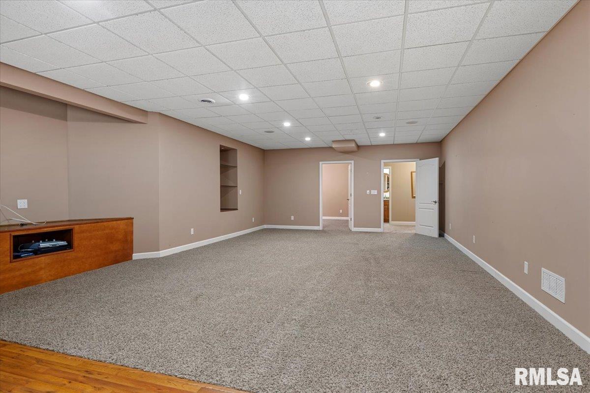 517 Heathrow Lane Rochester, IL 62563 - Photo 38 of 56