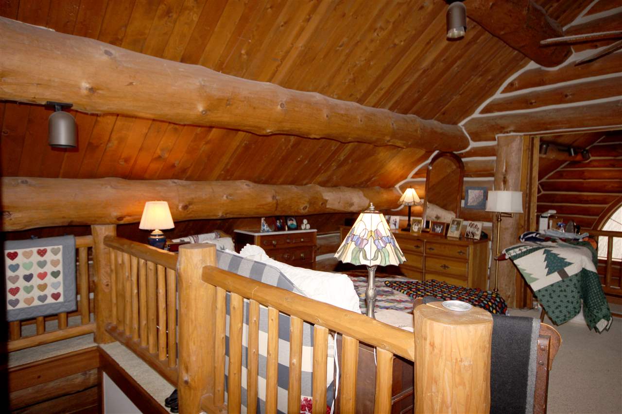 9976 East Grandview Road Traverse City, MI 49684 - Photo 28 of 60 1837755-27.JPG