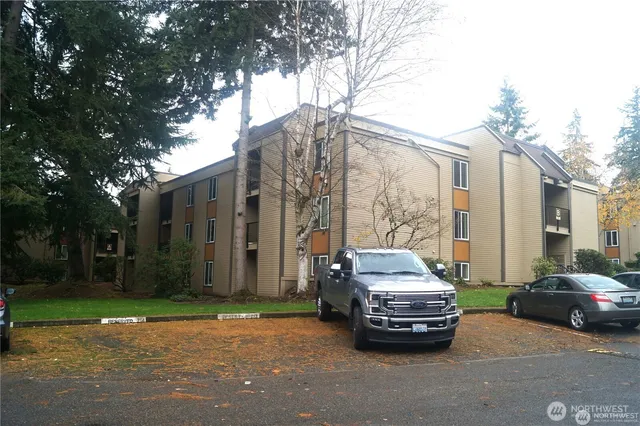 $299,000 | 14665 Northeast 34th Street, Unit B22, Bellevue, WA 98007