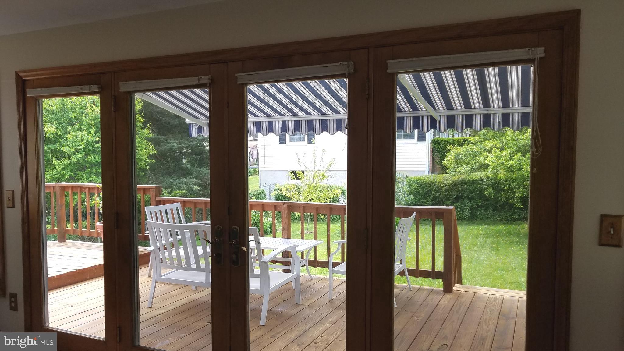 6402 Sharon Road Baltimore, MD 21239 - Photo 20 of 56 Deck with Retractable Awning Open