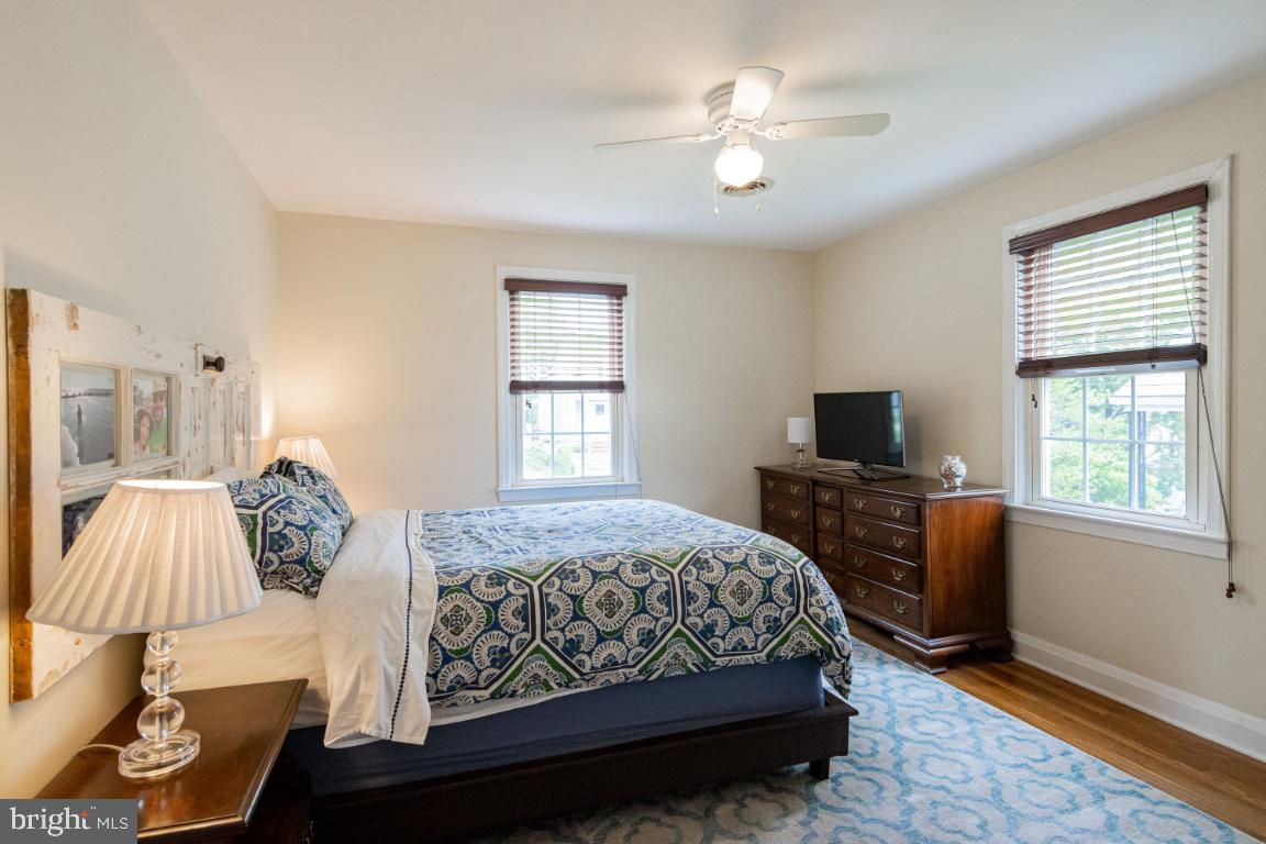 6402 Sharon Road Baltimore, MD 21239 - Photo 22 of 56 Main Level Master Bedroom