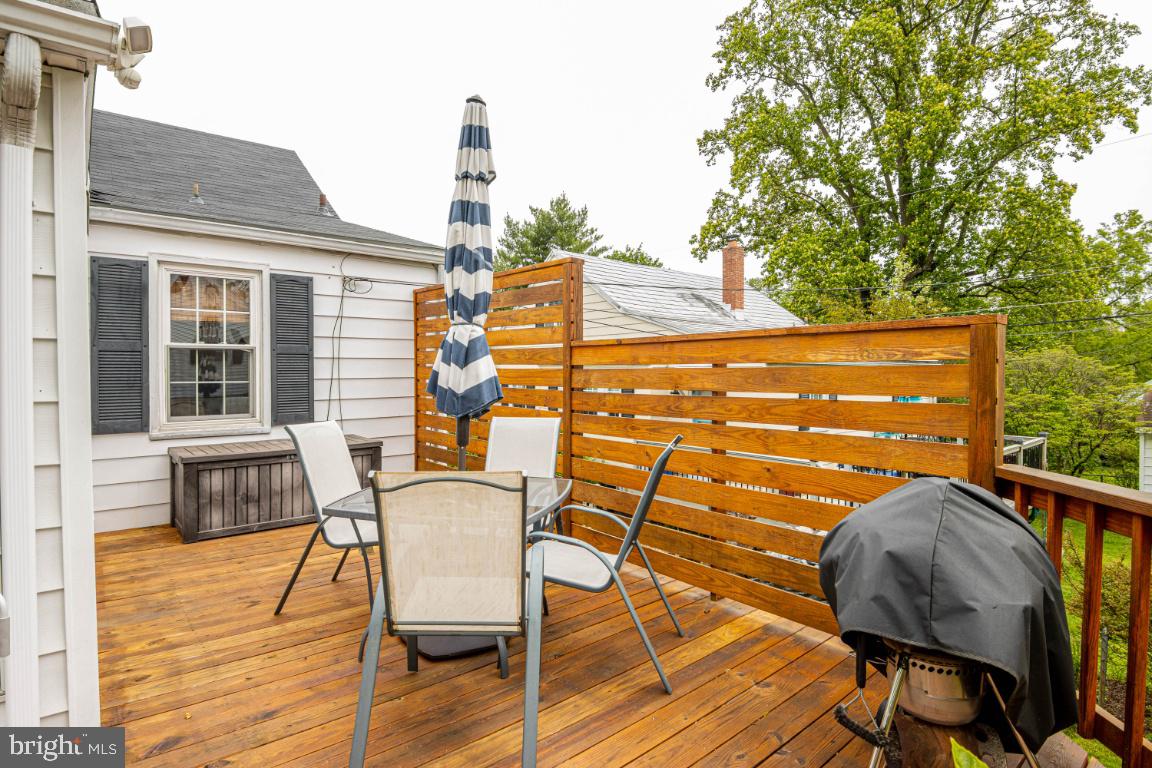 6402 Sharon Road Baltimore, MD 21239 - Photo 49 of 56 Deck