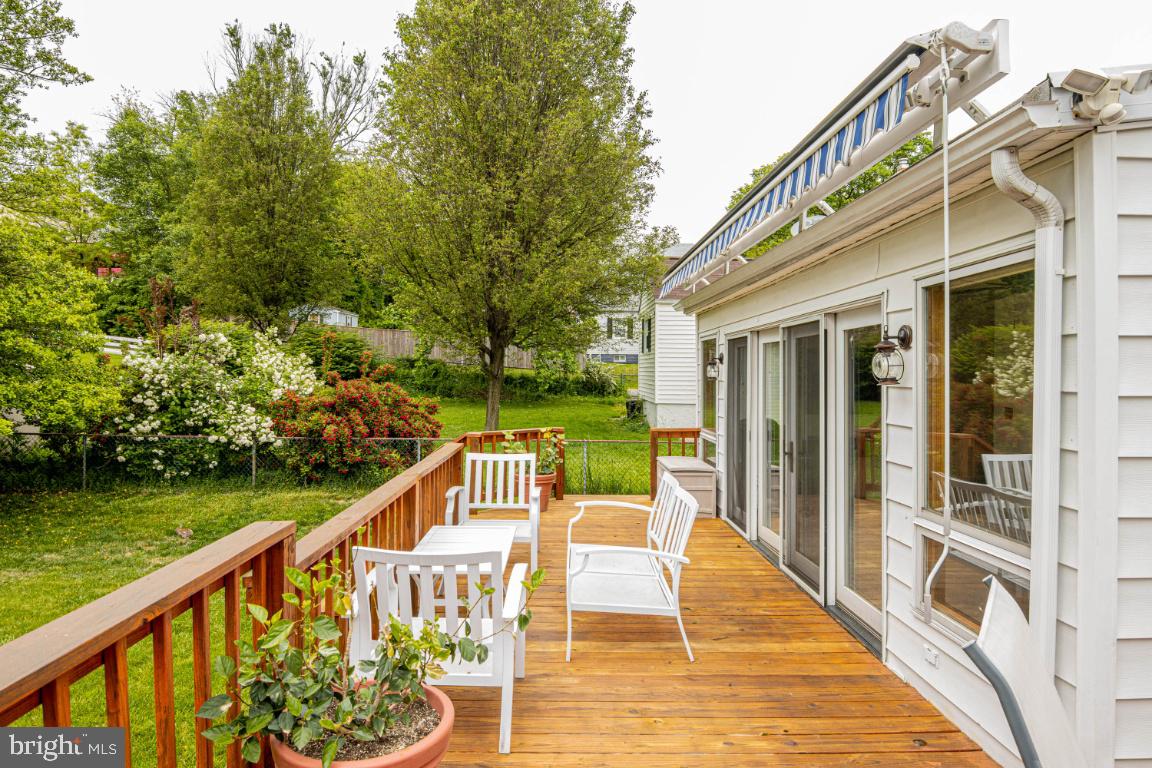 6402 Sharon Road Baltimore, MD 21239 - Photo 50 of 56 Deck