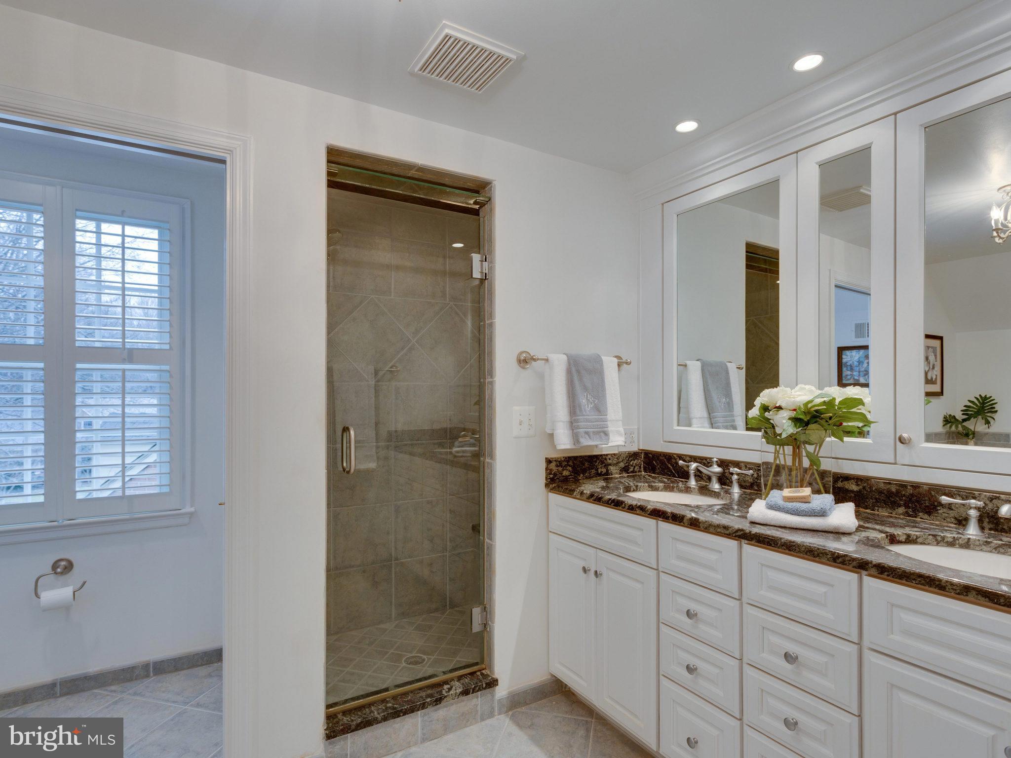 4403 Tournay Road Bethesda, MD 20816 - Photo 18 of 26 Bath (Master)