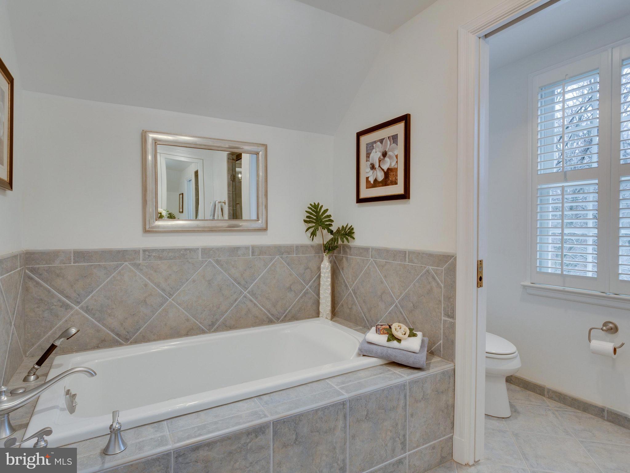 4403 Tournay Road Bethesda, MD 20816 - Photo 19 of 26 Bath (Master)