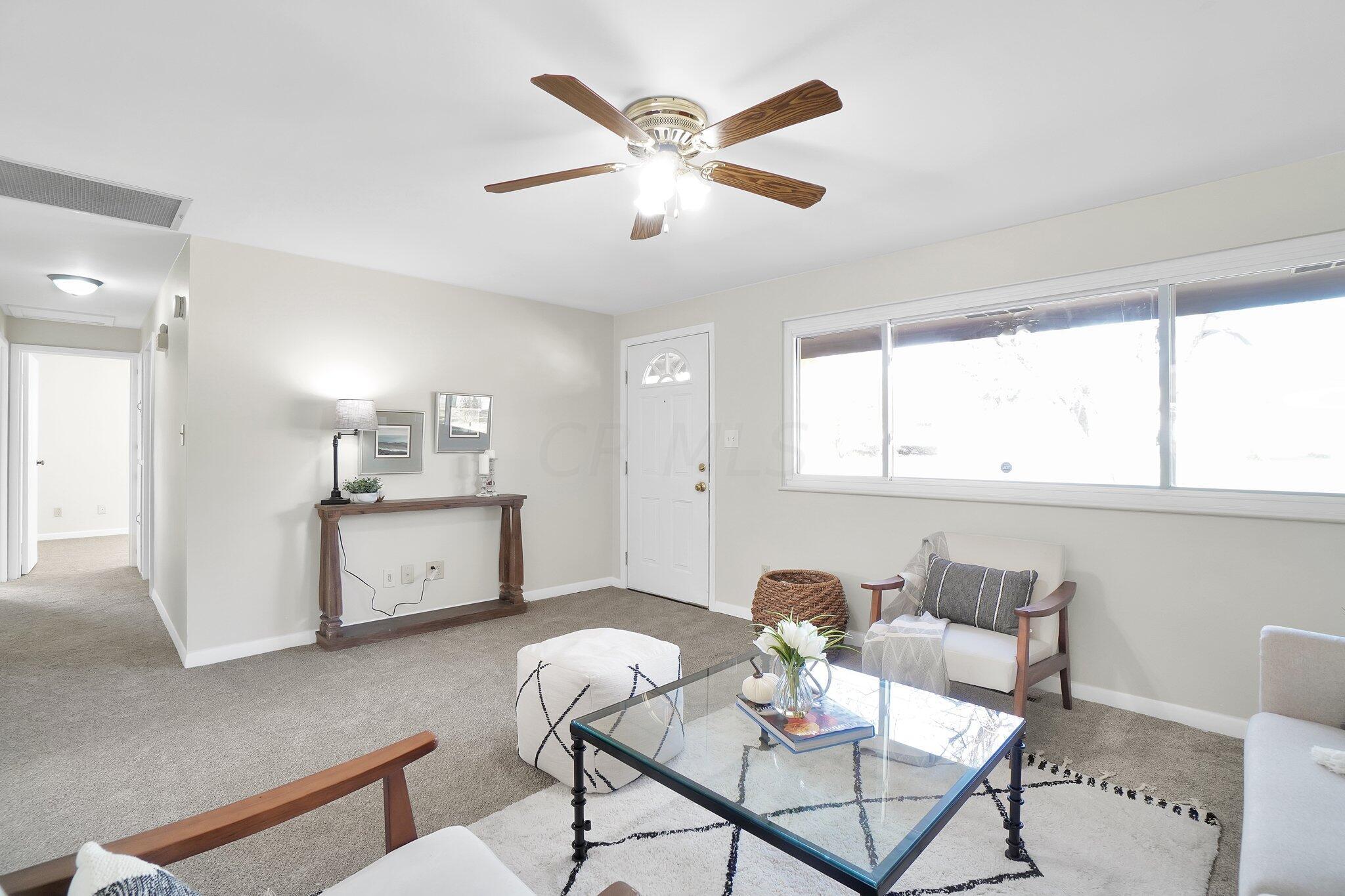 896 Demorest Road Columbus, OH 43204 - Photo 6 of 29 7-web-or-mls-869-demorest-rd