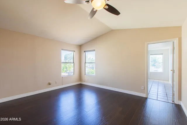 $2,700 | 18623 North 39th Way, Phoenix, AZ 85050