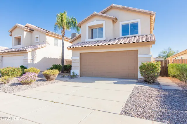 $2,700 | 18623 North 39th Way, Phoenix, AZ 85050