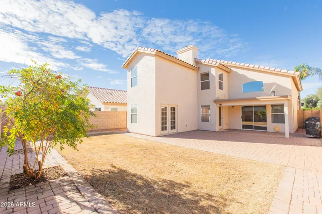 $2,700 | 18623 North 39th Way, Phoenix, AZ 85050