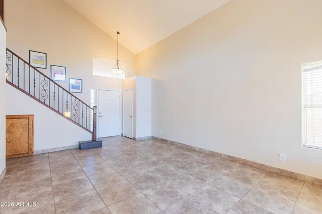 $2,700 | 18623 North 39th Way, Phoenix, AZ 85050