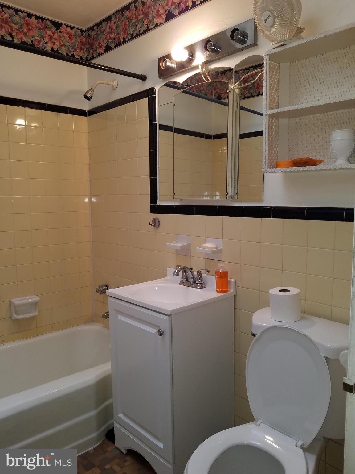 7704 Rugby Street Philadelphia, PA 19150 - Photo 18 of 28 Gallery Image 18