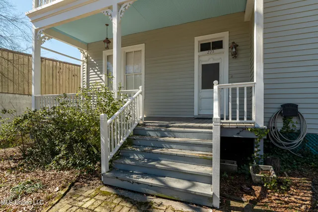 $193,000 | 225 West Railroad Avenue North, Unit N, Magnolia, MS 39652