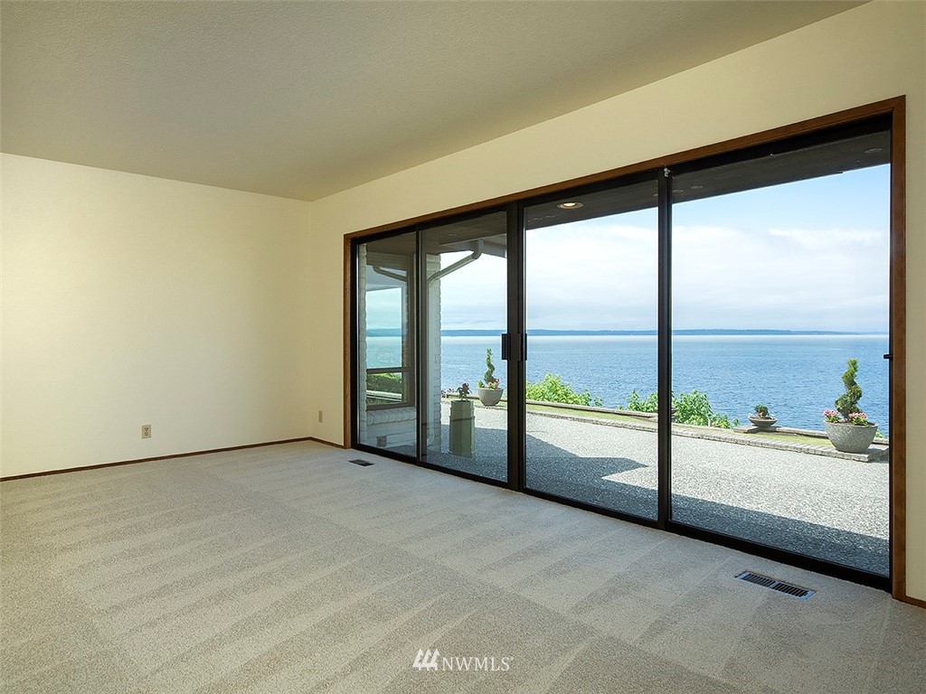 8011 Talbot Road Edmonds, WA 98026 - Photo 14 of 20 Gallery Image 14